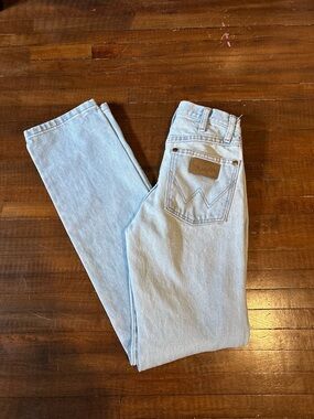 Wrangler Light Blue Women's Straight-Leg Jeans